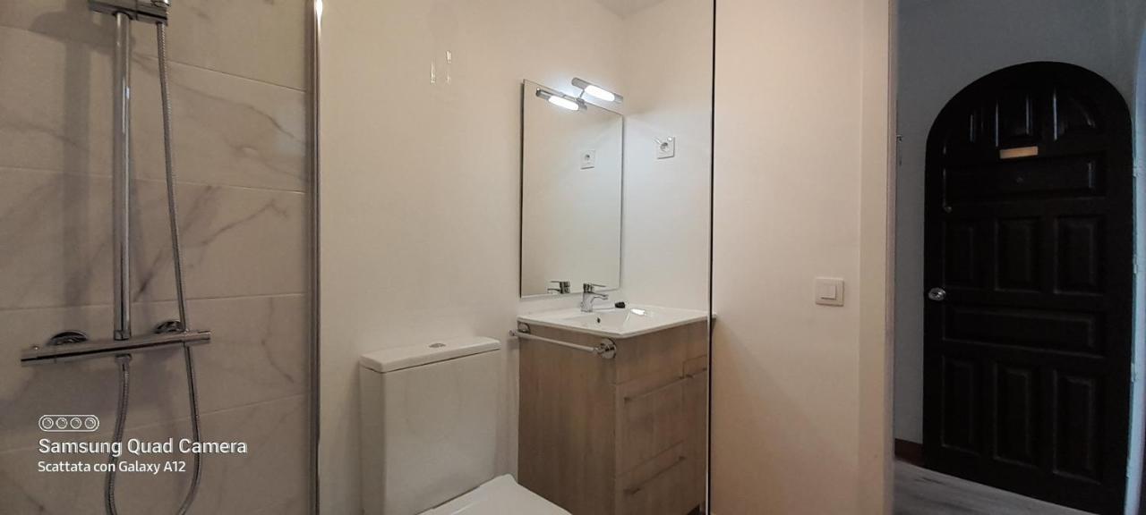 Loft 105 Apartment คอร์ราเลโฮ ภายนอก รูปภาพ