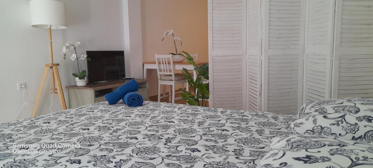 Loft 105 Apartment คอร์ราเลโฮ ภายนอก รูปภาพ